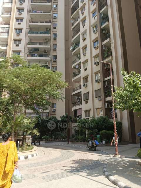 3 BHK Flat In Landcraft Golflinks For Sale  In Pandav Nagar