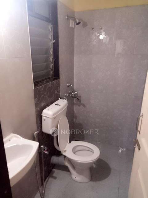 2 BHK Flat In Hubtown Greenwoods  For Sale  In Thane West