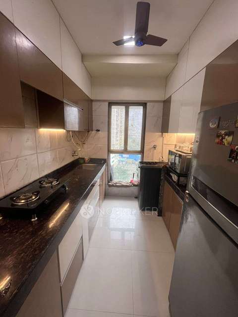 1 BHK Flat In Dharti Pressidio For Sale  In Malad West