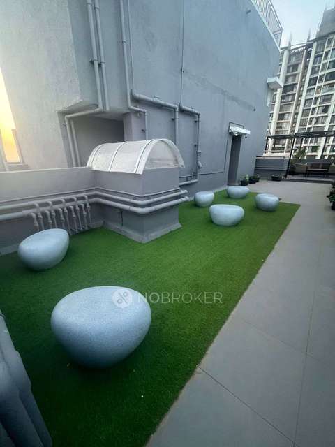 1 BHK Flat In Dharti Pressidio For Sale  In Malad West