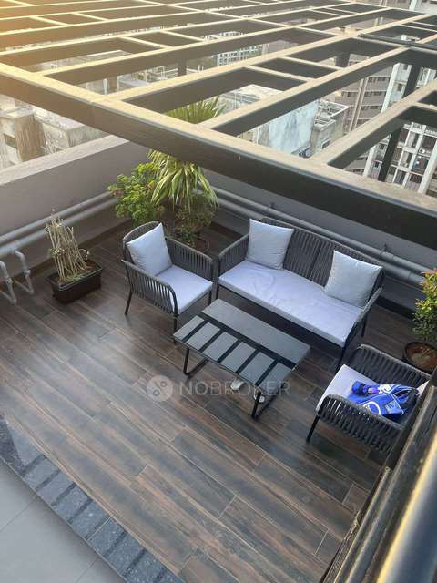 1 BHK Flat In Dharti Pressidio For Sale  In Malad West