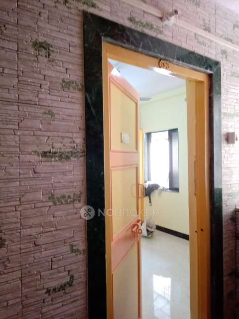 1 BHK Flat In Sadguru Co-operative Housing Society For Sale  In Sion