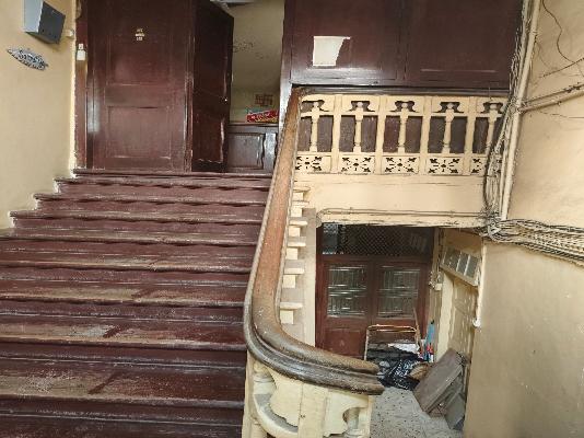 4+ BHK Flat For Sale  In Chapsey Building, Kalbadevi