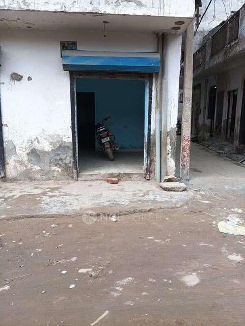 Shop in Sector 70, Noida for Rent 