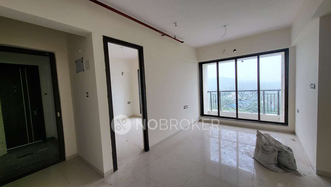 2 BHK Flat In Empire Homes, Ambernath For Sale  In Dattanagar