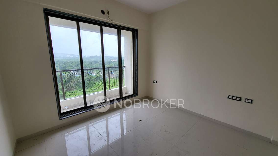 2 BHK Flat In Empire Homes, Ambernath For Sale  In Dattanagar