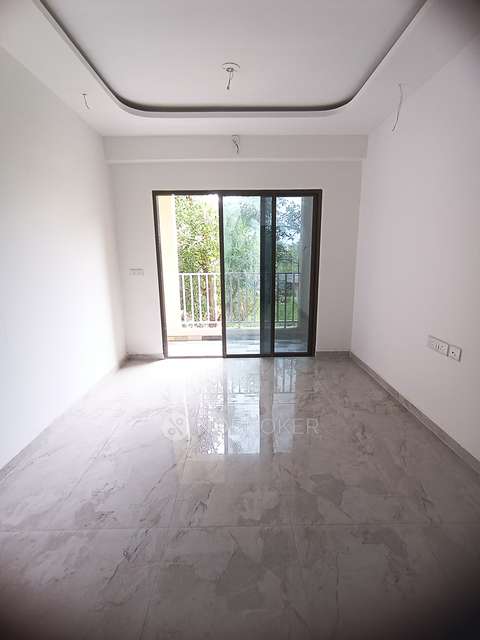 2 BHK Flat In Shree  Krishna Heights,  Nilje For Sale  In Nilje Gaon