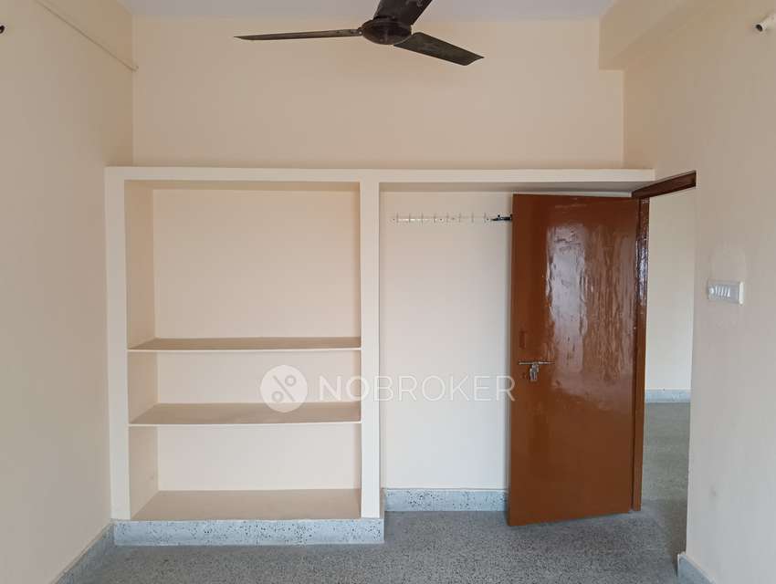 2 BHK Flat In Nuthan Sneha Apartments For Sale  In Anandbagh, Moula Ali