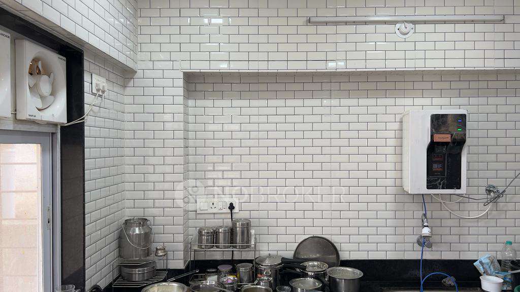 2 BHK Flat In Mahadev Apartment For Sale  In Sadashiv Peth