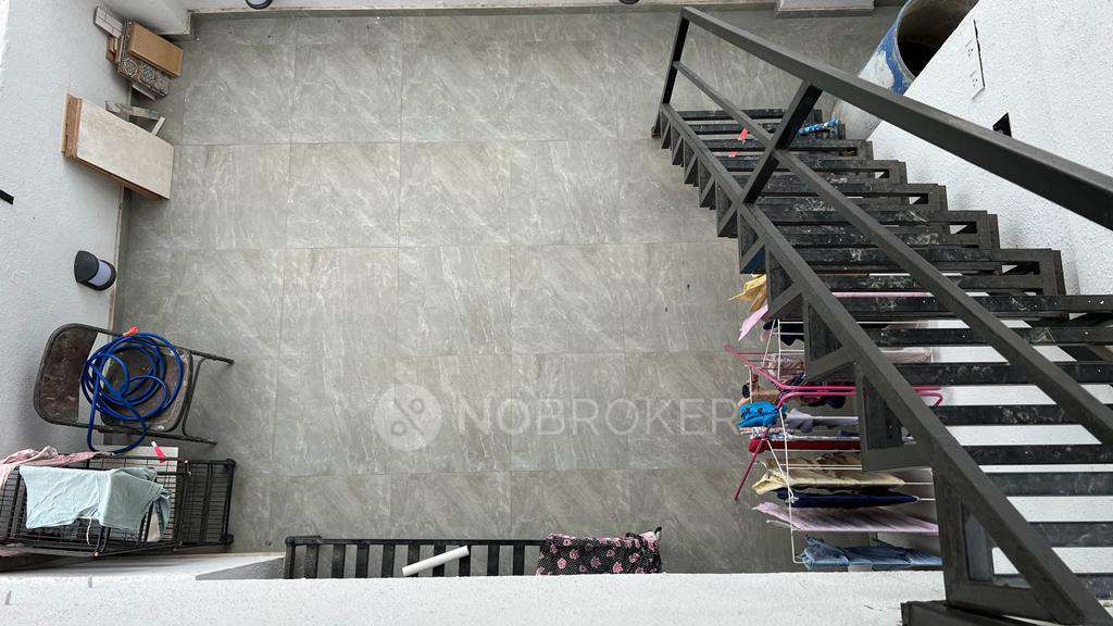 2 BHK Flat In Mahadev Apartment For Sale  In Sadashiv Peth