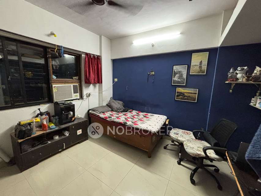 2 BHK Flat In Alankar Society for Rent  In Goregaon East