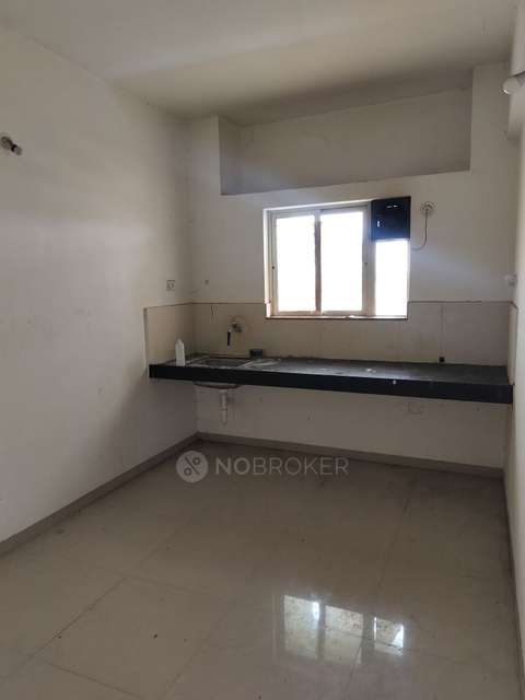 2 BHK Flat In  Kumar Palmcrest  for Rent  In Kondhwa Budruk