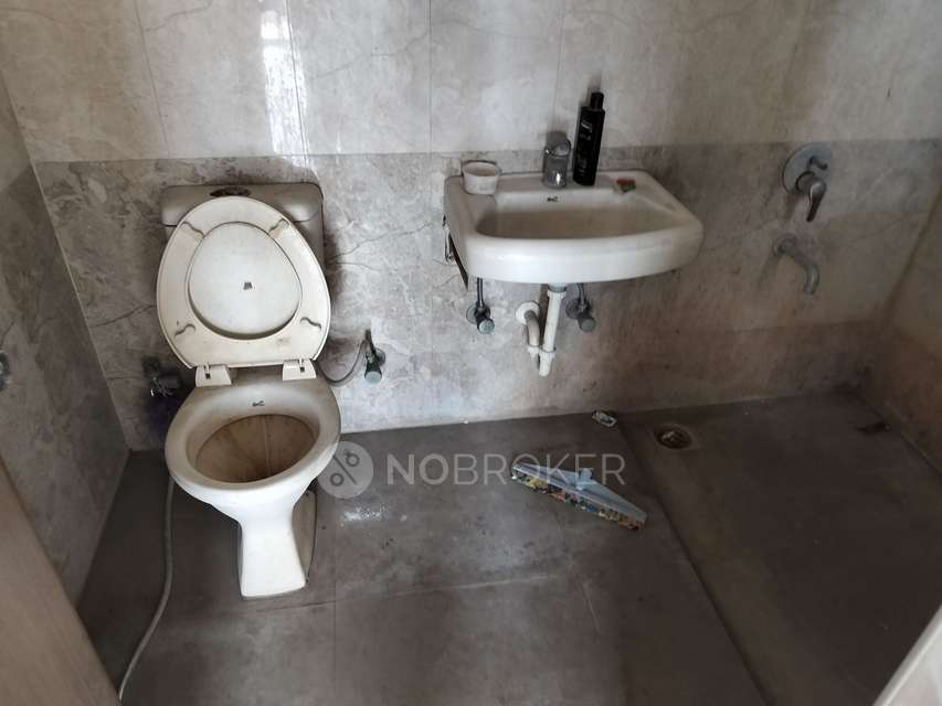 2 BHK Flat In  Kumar Palmcrest  for Rent  In Kondhwa Budruk