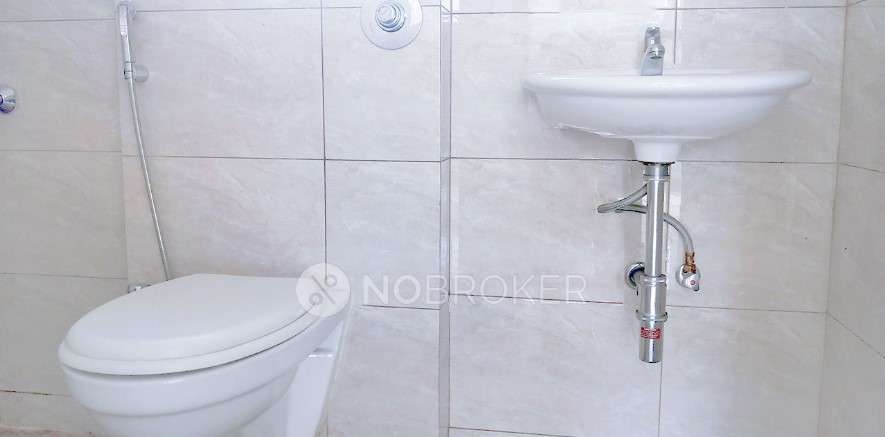 2 BHK Flat In  Kumar Palmcrest  for Rent  In Kondhwa Budruk