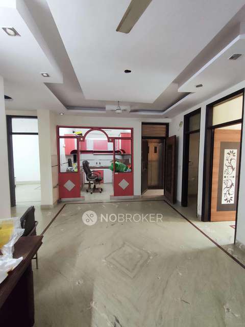 3 BHK Flat In Standalone Building  For Sale  In Pitam Pura