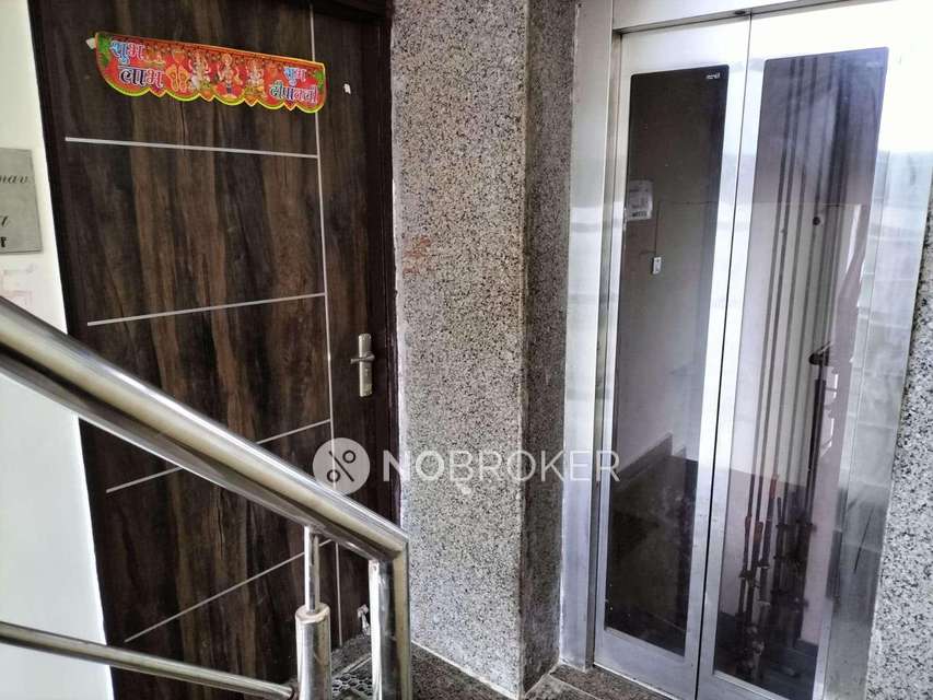 3 BHK Flat In Standlone Building For Sale  In Sector 110