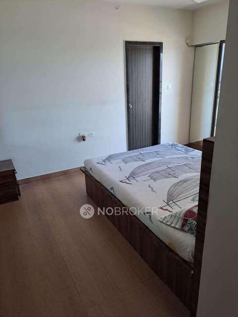 2 BHK Flat In Highland Park For Sale  In Thane West