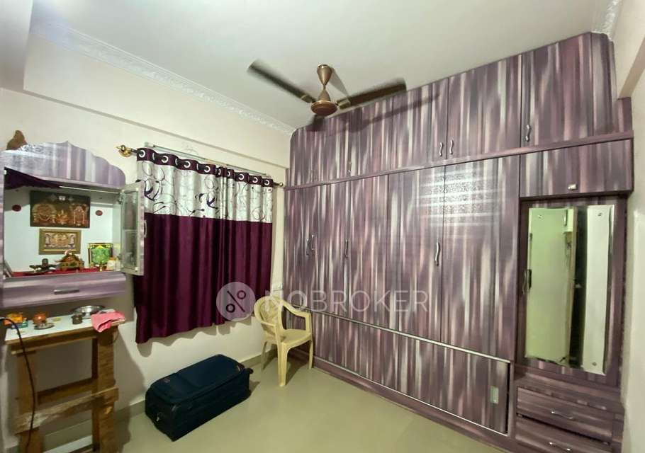 2 BHK Flat In Prabhavathi Enclave For Sale  In Bommanahalli
