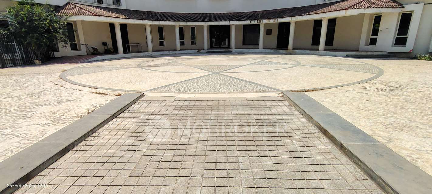 3 BHK Flat In Nagarjuna Dreamland For Sale  In Kompally