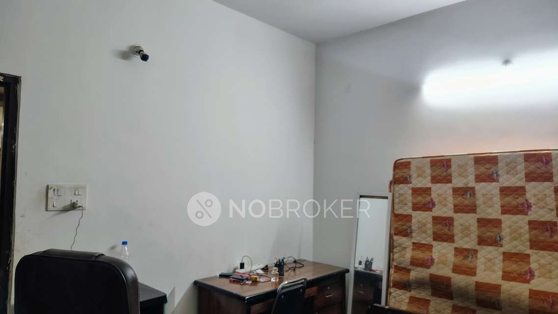 4 BHK Flat In Lakshmi Nilayam For Sale  In Banjara Hills