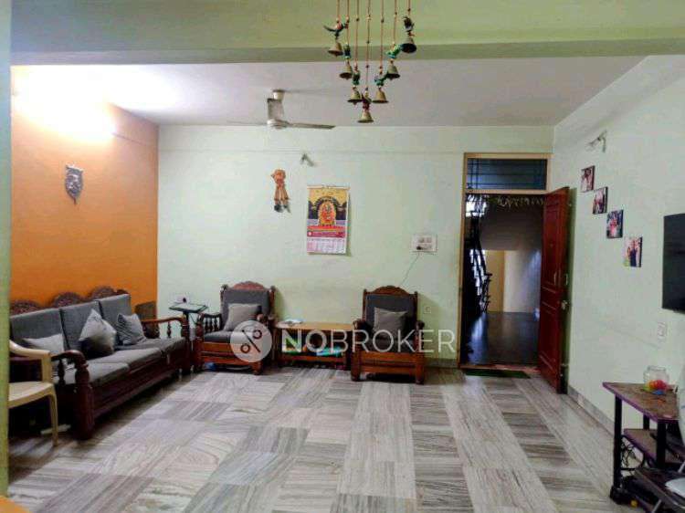 2 BHK Flat In Sri Eshwara Krupa For Sale  In Vijayanagar