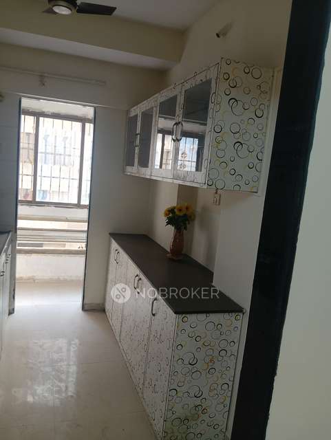 2 BHK Flat In Umiya Tower For Sale  In 5xf5+9jr, Mahatma Phule Rd, Hanuman Chowk, Mulund East, Mumbai, Maharashtra 400081, India