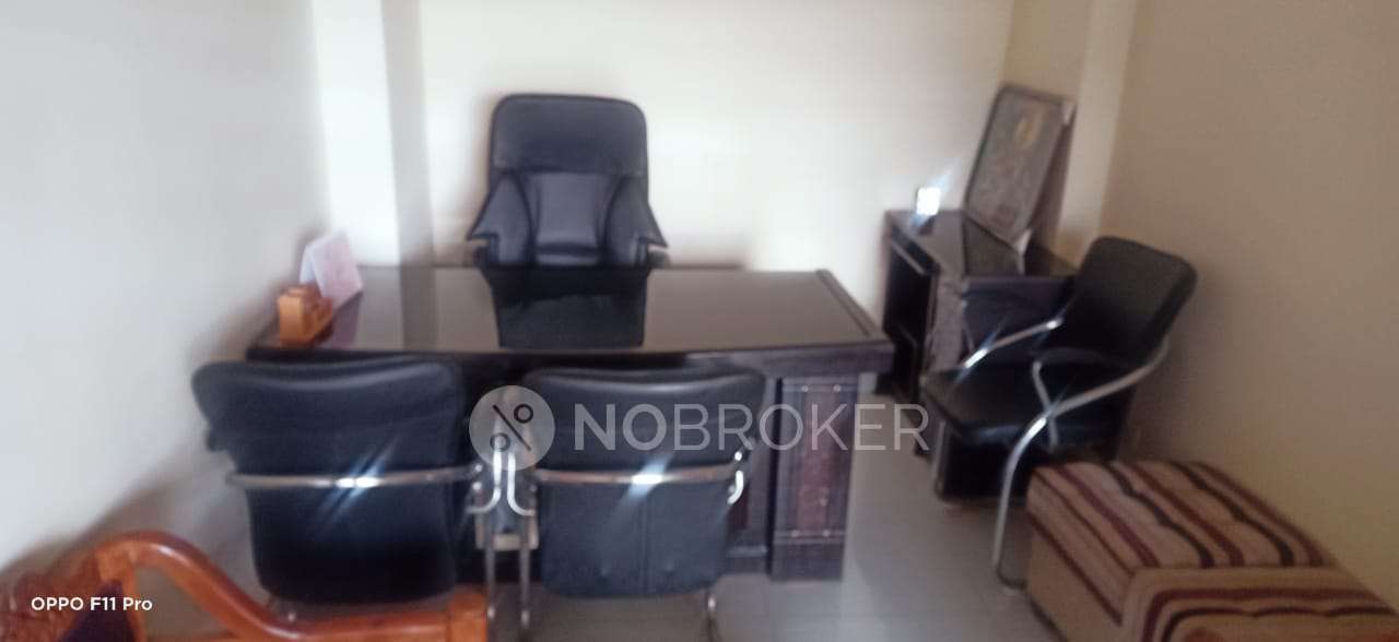 Shop in Vaishali, Ghaziabad for sale 