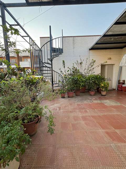 4+ BHK Flat For Sale  In Horamavu