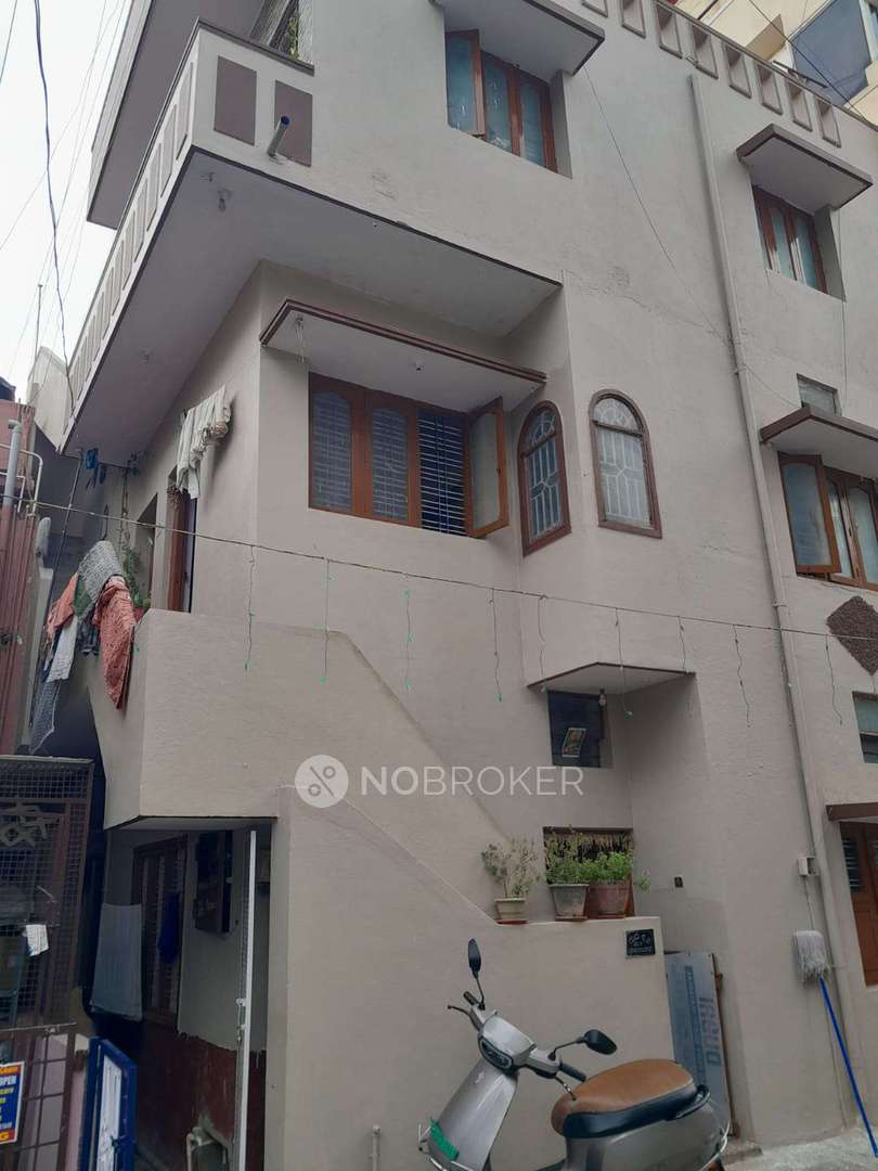 Independent House Rajajinagar Without Brokerage Semifurnished 4+ BHK