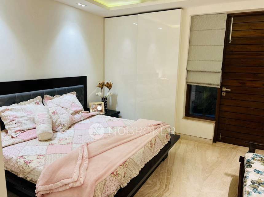 3 BHK Flat For Sale  In Sector 26