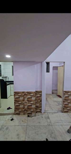 1 BHK Flat In Vibhavari Building For Sale  In Andheri West