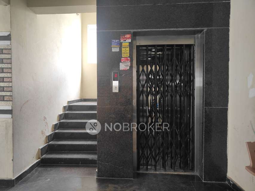3 BHK Flat In Metro Residency For Sale  In Tolichowki
