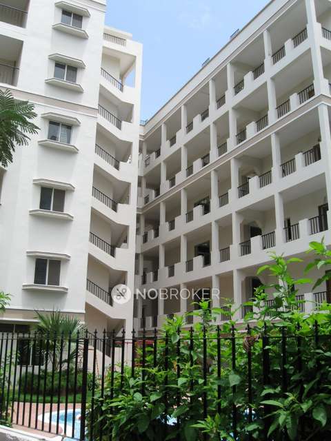 3 BHK Flat In Palm Springs Phase 1 For Sale  In Kompally