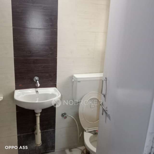 2 BHK Flat In Swapnlok Wakad for Rent  In Swapnalok Building