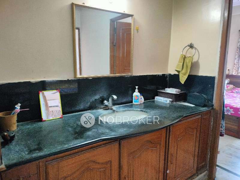 3 BHK Flat In Vamsi Krishna Apartments For Sale  In Ameerpet