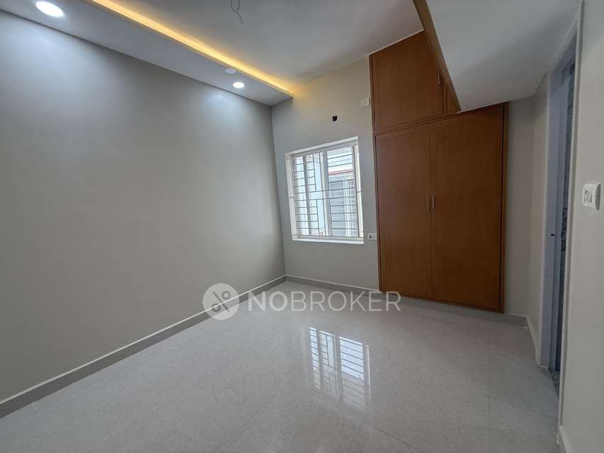 2 BHK Flat In Amraas Haque Residency For Sale  In Medavakkam