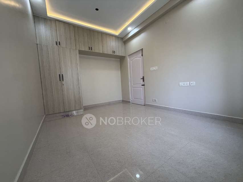 2 BHK Flat In Amraas Haque Residency For Sale  In Medavakkam