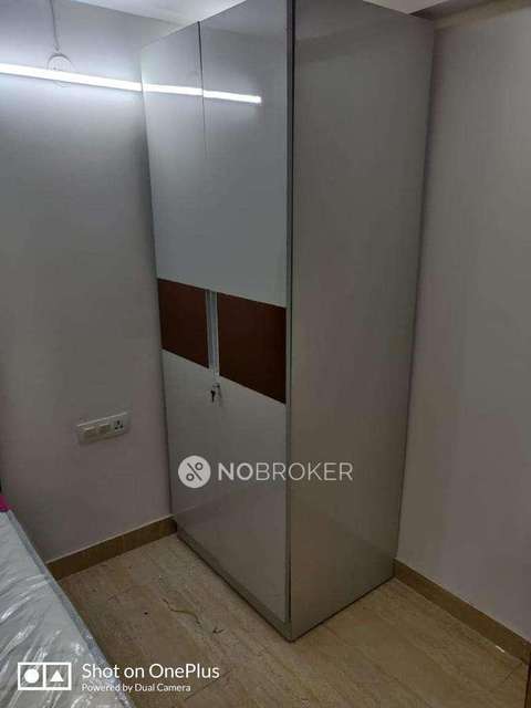 1 BHK Flat For Sale  In Sainik Farm