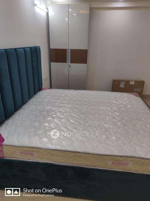 1 BHK Flat For Sale  In Sainik Farm