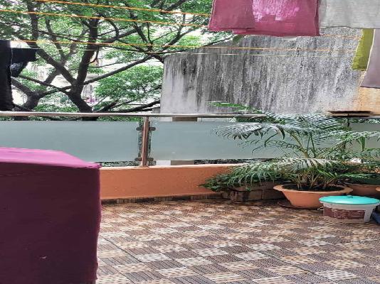 2 BHK Flat In Somesh Apartment For Sale  In Somwar Peth