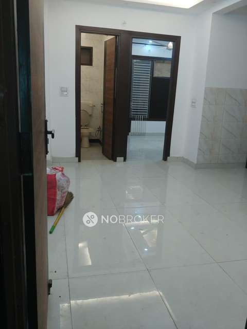 2 BHK Flat In Ekta Apartment For Sale  In Bindapur