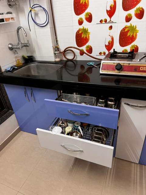 1 BHK Flat In Ganga Keshav Apartment For Sale  In Vile Parle East