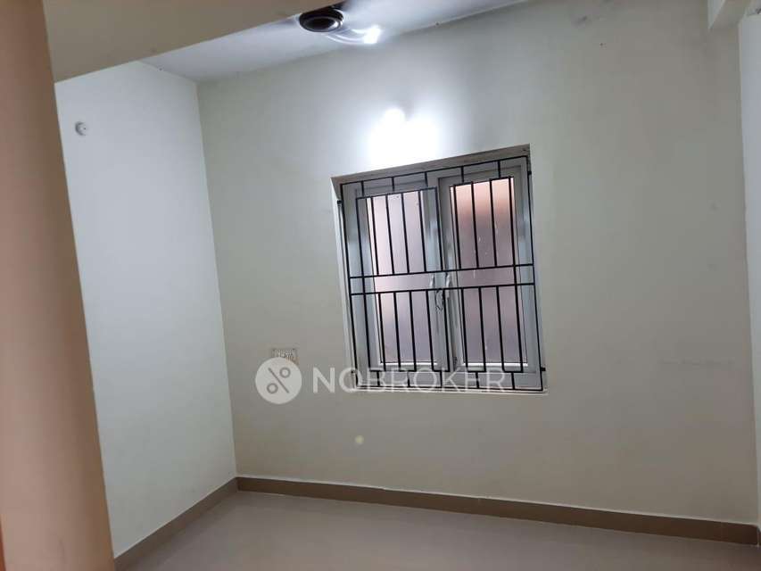 2 BHK Flat In Tnhb Ayyappakkam For Sale  In Ayappakkam