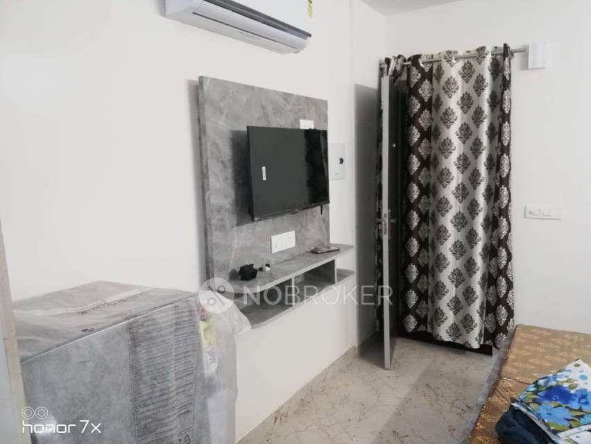 1 RK Flat In Emaar Mgf Emerald Estate for Rent  In Sector-65