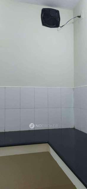 2 BHK Flat In Prashanthi Apartment  For Sale  In  Chromepet