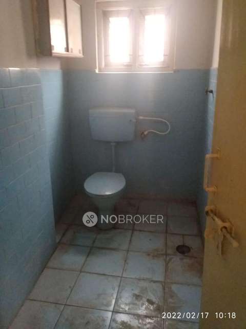 3 BHK Flat In Deepika Mansion For Sale  In Karkhana