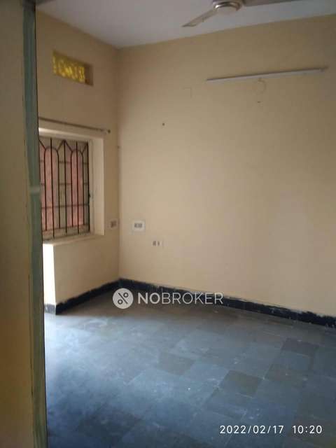 3 BHK Flat In Deepika Mansion For Sale  In Karkhana
