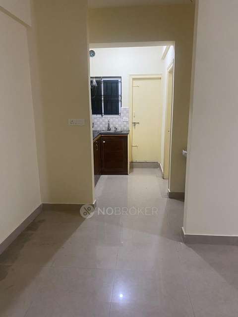 1 BHK Flat In Sreevaru Srivasines For Sale  In Electronic City