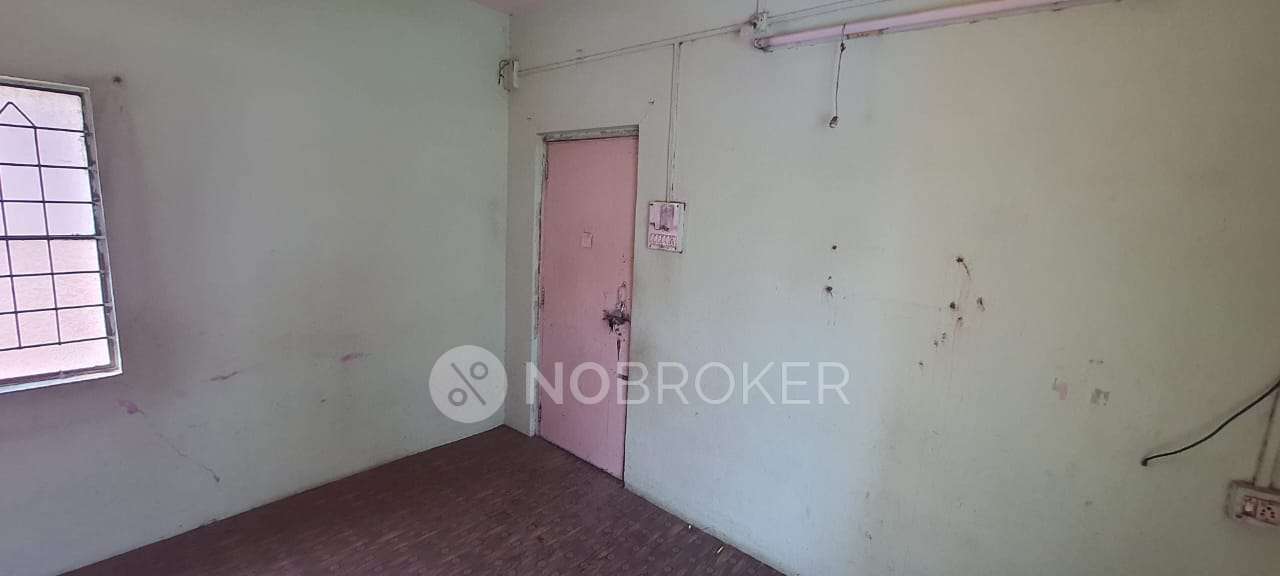 1 BHK Flat In Standalone Building  For Sale  In Kondhwa