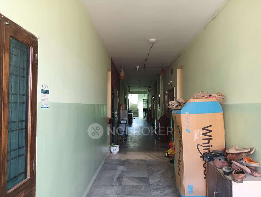 2 BHK Flat In Svlns Sai Nilayam For Sale  In Pragathi Nagar